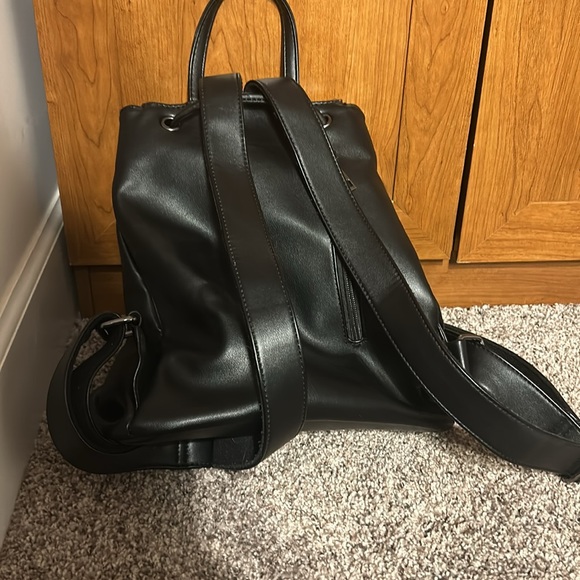 black rickis backpack - Picture 2 of 2